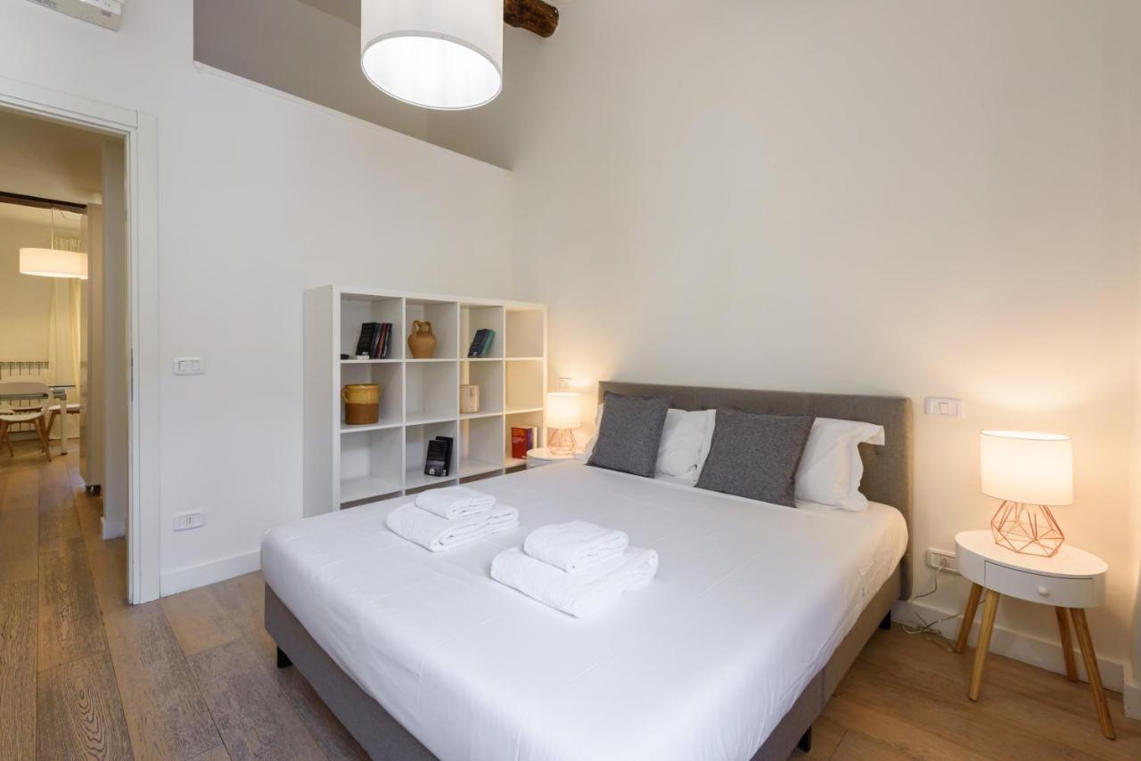 Novella Contemporary Apartment By Mmega Florens Exteriör bild